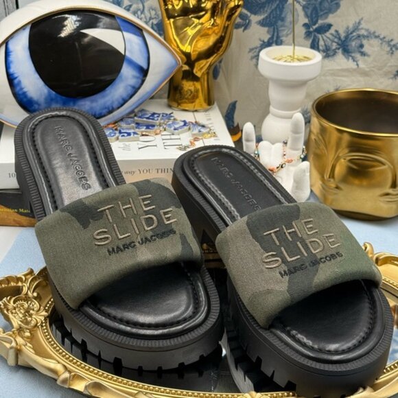 🆕 MARC JACOBS 🧿 NWOB The Camo Jacquard Lug Sole Slide - Sz 37 US 7 - Picture 3 of 15